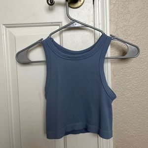 Blue tank top crop